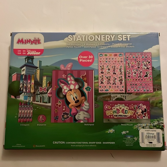 Minnie Mouse  set: markers, crayons, sharpener, pouch, eraser, stickers, sheets - Picture 11 of 17